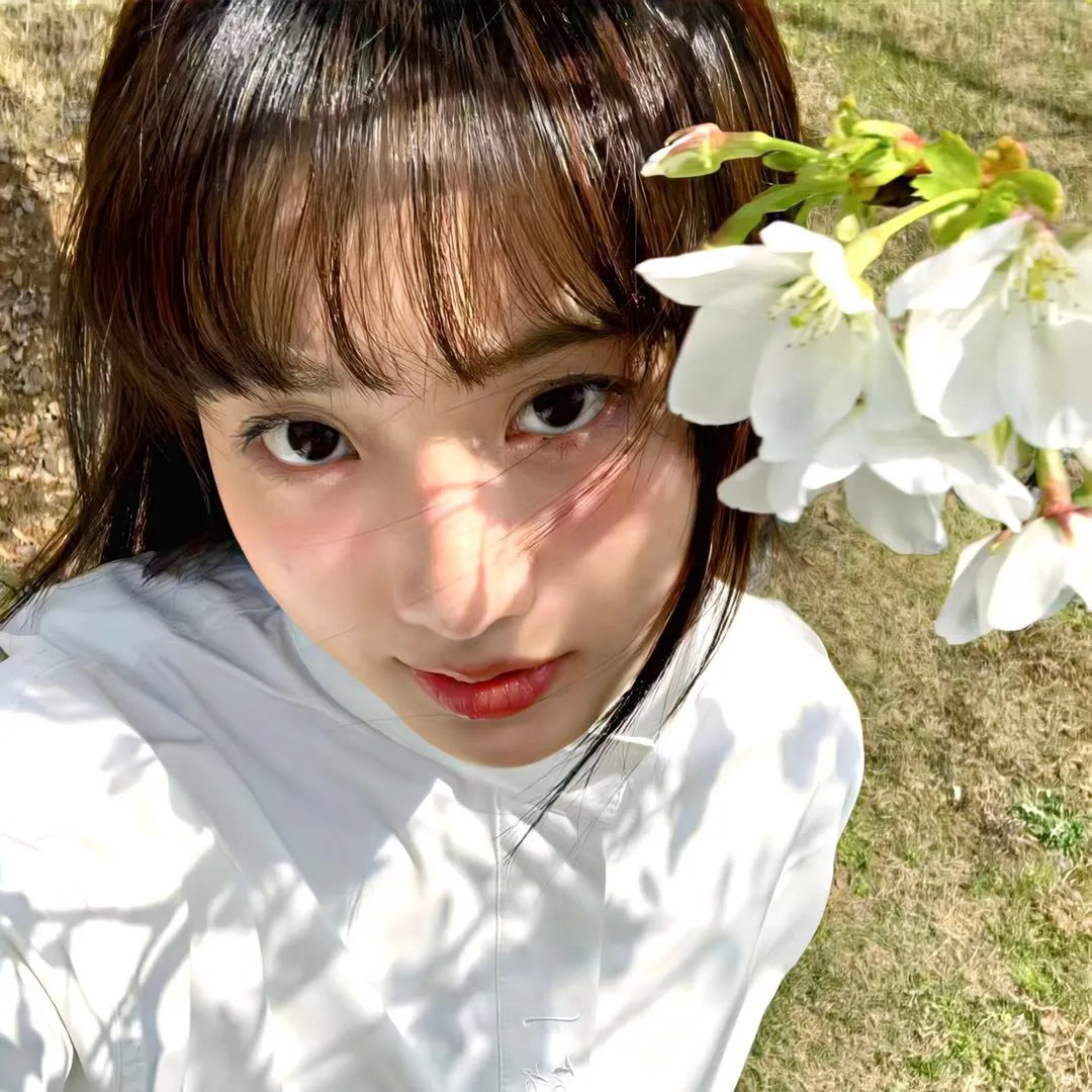 名导之孙被曝学历造假，连续多日直播间画面流出